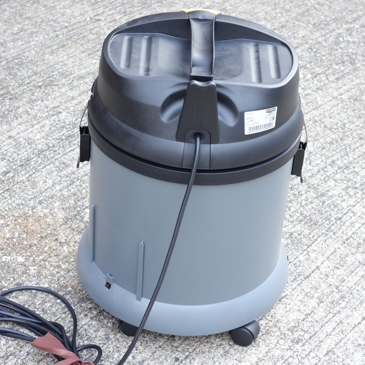 [送料無料] 未使用◆KARCHER ケルヒャー 乾湿両用掃除機 NT27/1 クリーナー 業務用 1.428-521.0 100V 50/60Hz◆