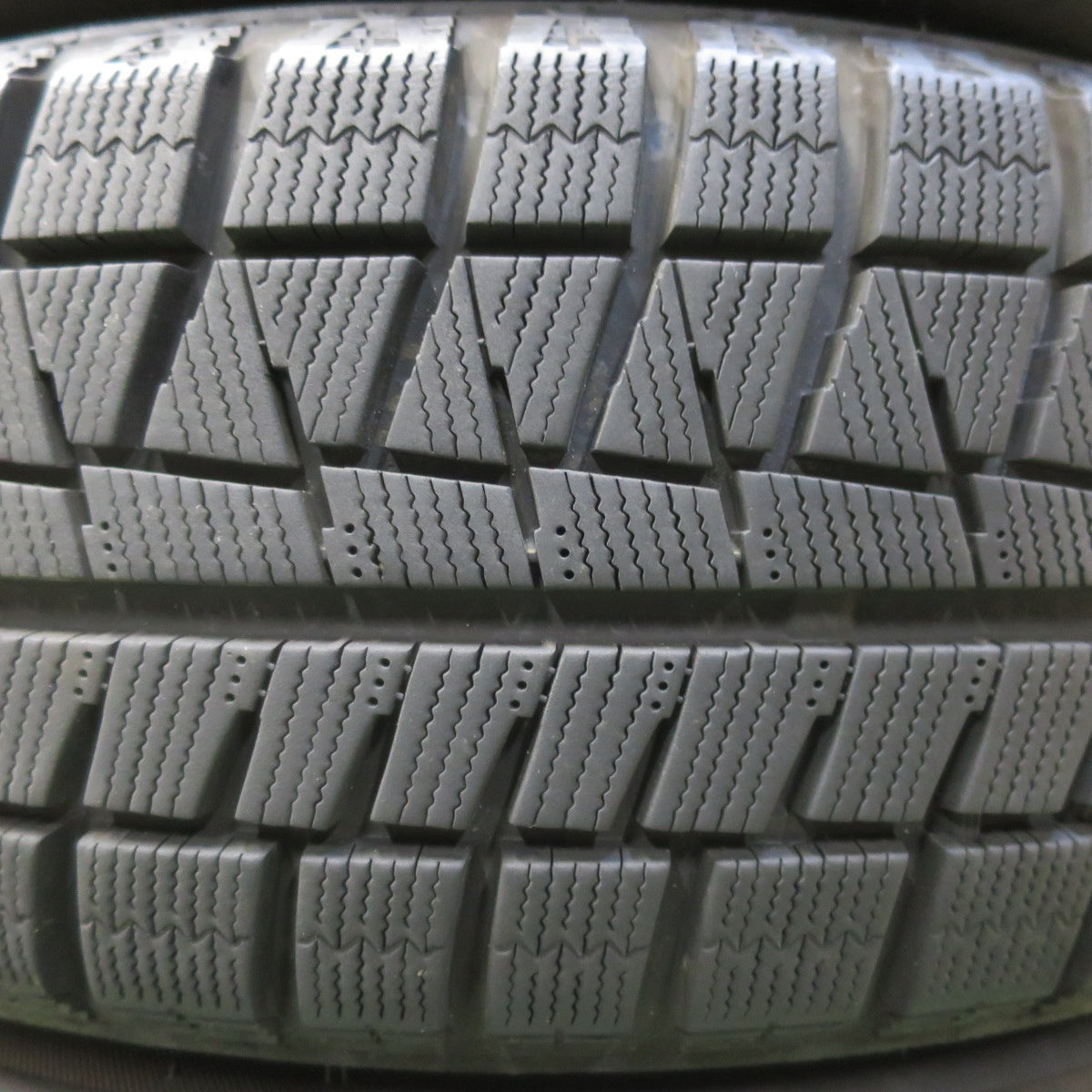 バリ溝！23年！キレイ！9.5分★スタッドレス 205/60R16 ブリヂストン アイスパートナー2 TOPRUN トップラン 16インチ PCD114.3/5H★5102403イス