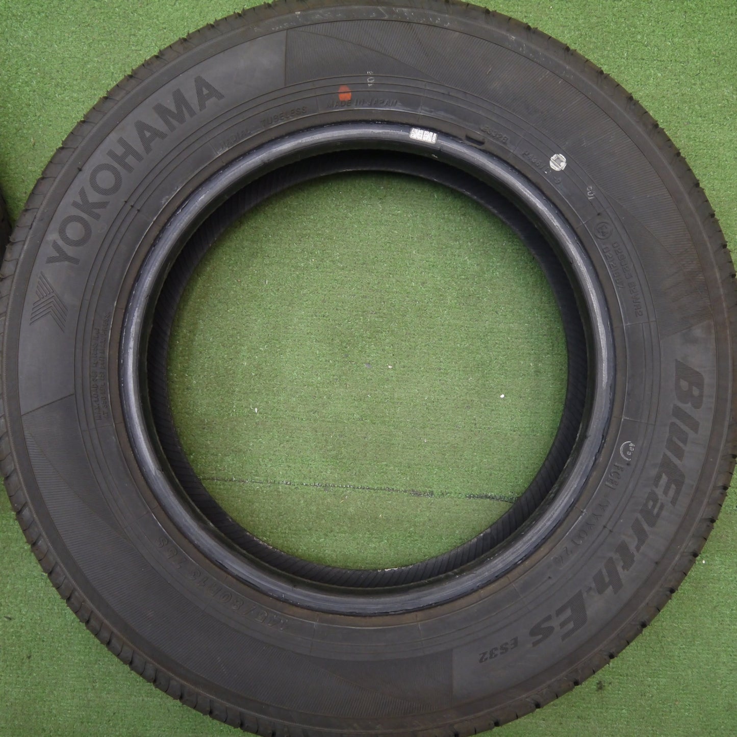 4本価格！24年★145/80R13 ヨコハマ BluEarth-ES ES32 ブルーアース 13インチ タイヤ N-BOX スペーシア タント ミラ ワゴンＲ N-ONE 等★6033105Hノタ