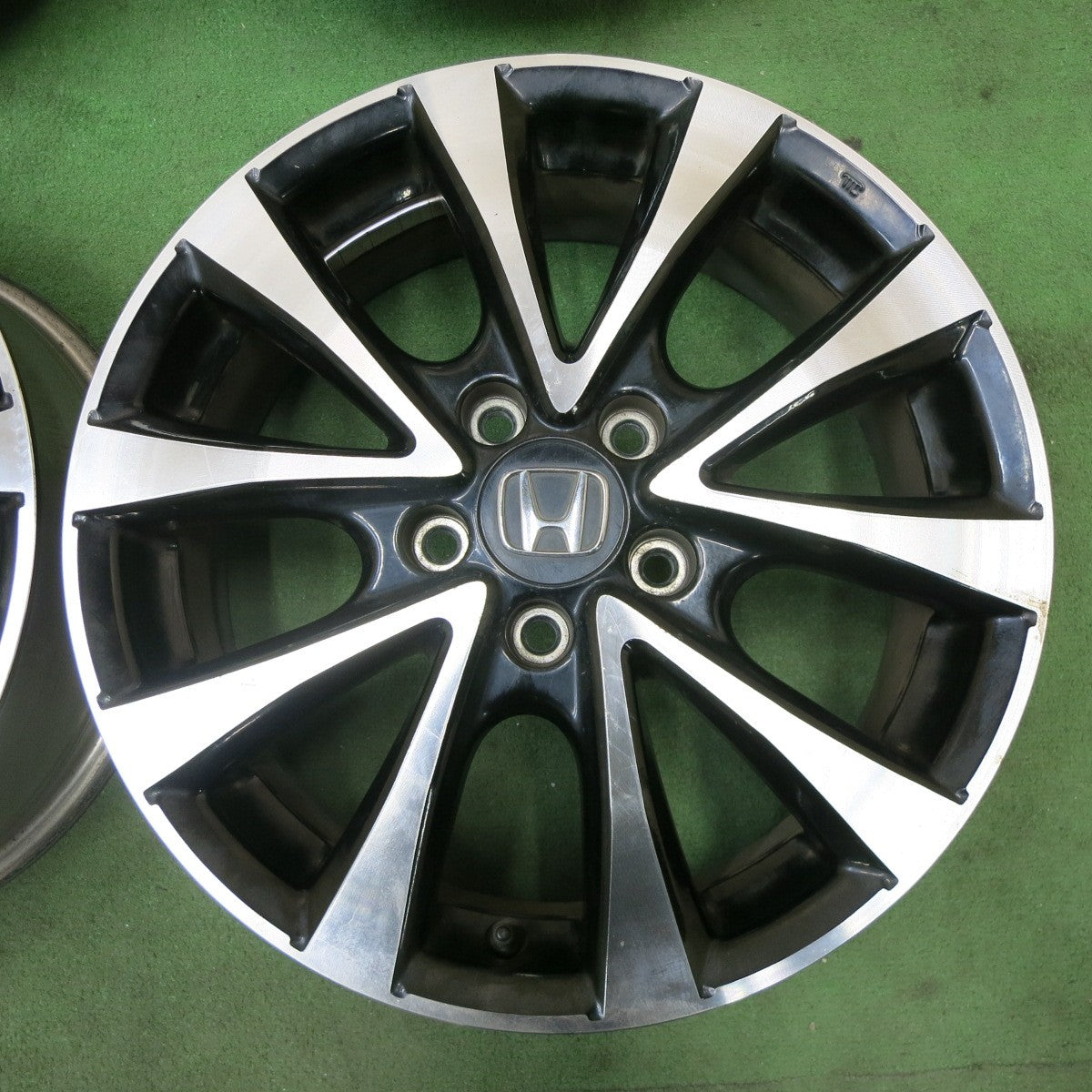 4本価格★ホンダ ステップワゴン スパーダ 純正 ホイール 17インチ 17×6J PCD114.3/5H★6012809ナホ