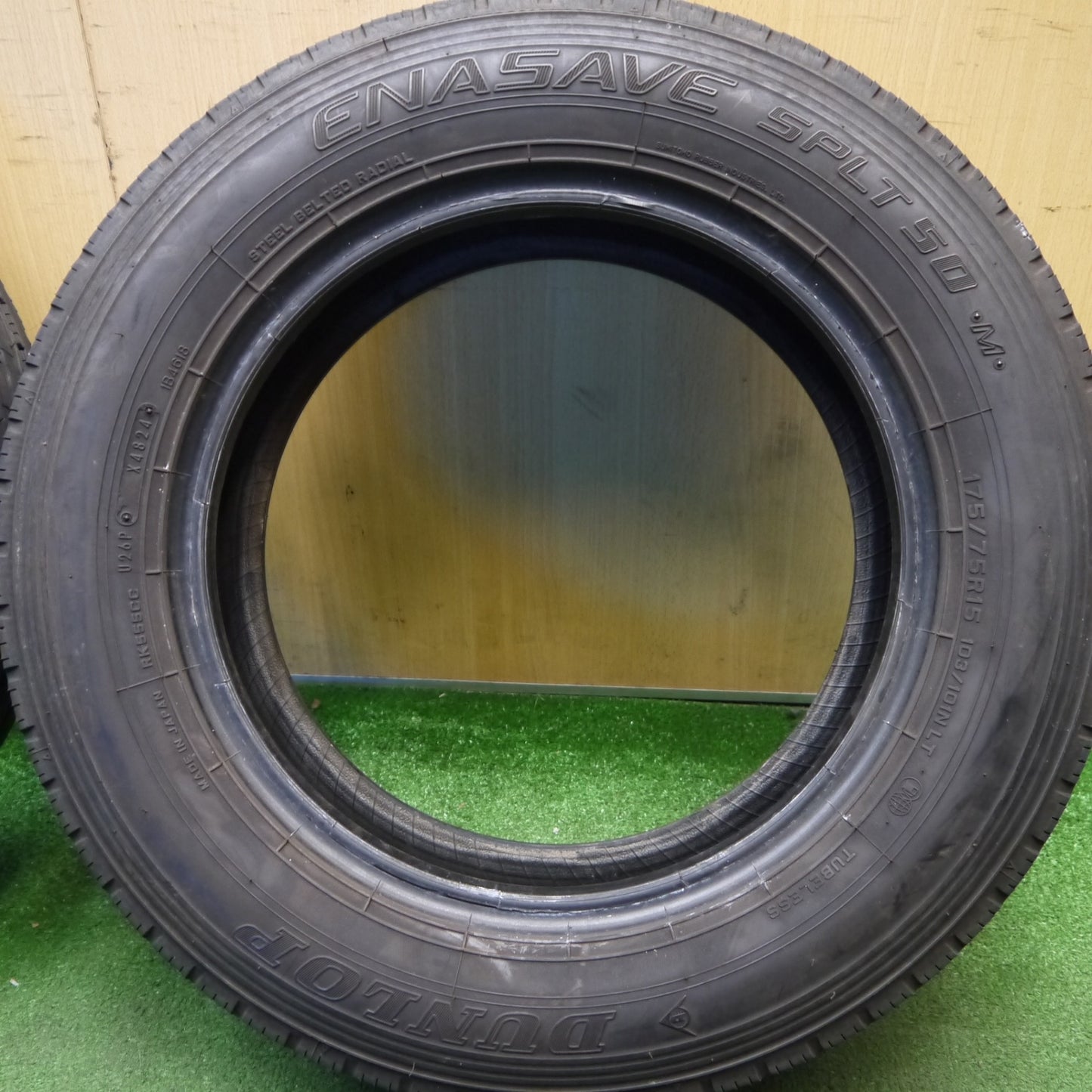 2本価格！24年★小型 トラック バス 175/75R15 103/101N ダンロップ エナセーブ SPLT 50 M タイヤ 15インチ★6032403Hノタ