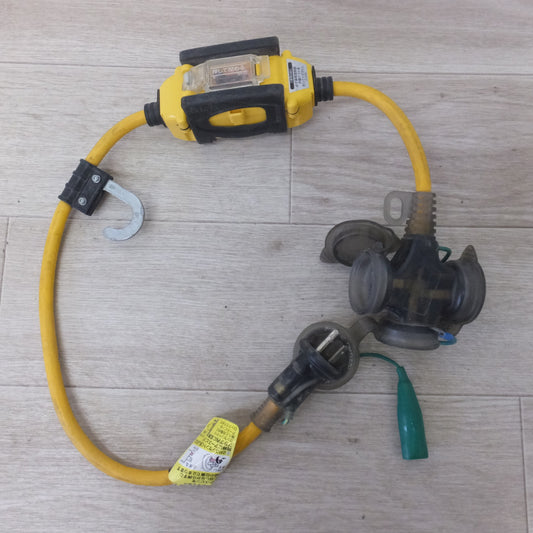 [送料無料] ★畑屋 HATAYA 漏電遮断器付 BFX延長コード 屋外用 BFX-013KC　15A 100V 0.7m VCT 2.0mm×3C★