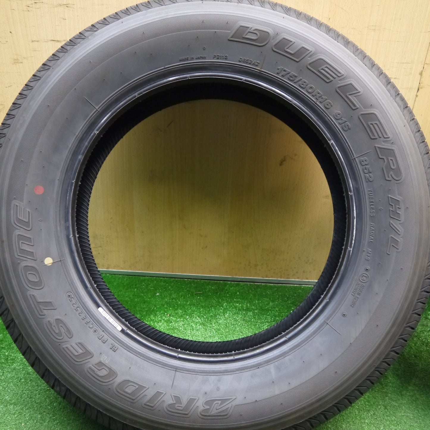 バリ溝！25年！9.5分★ジムニー 等 175/80R16 ブリヂストン デューラー H/L 852 DUELER タイヤ 16インチ★6020909Hノタ