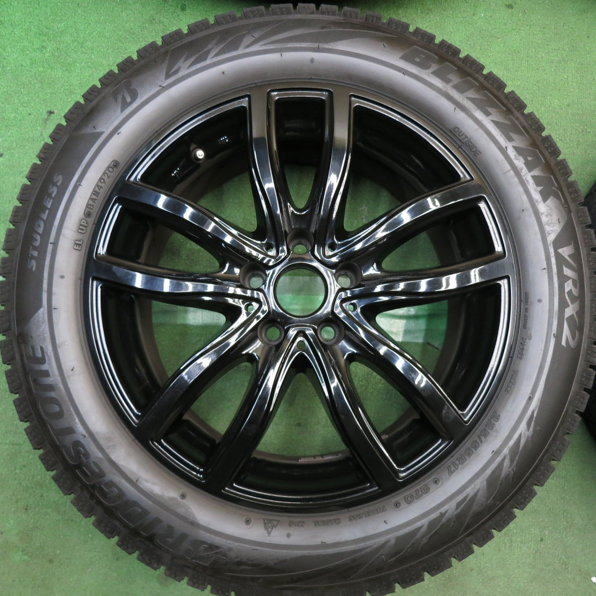 バリ溝！9分◎BMW 等 MAK FAHR 225/55R17 スタッドレス ブリヂストン ブリザック VRX2 マック ファー 17インチ PCD112/5H◎6100806HAス
