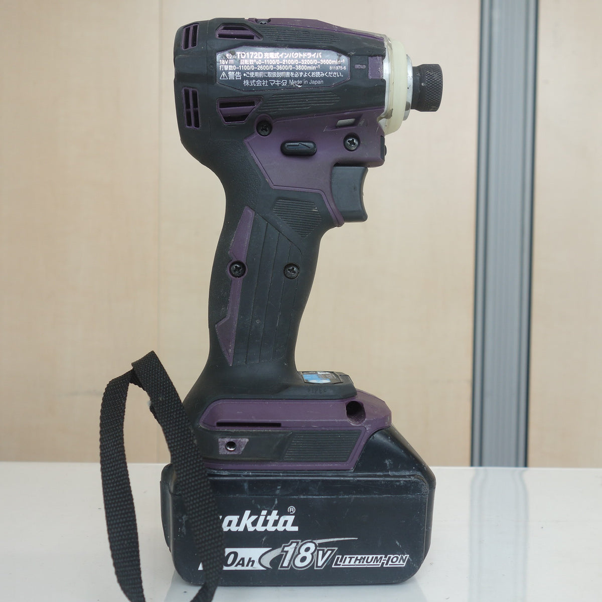 ◆マキタ 充電式 インパクト ドライバ  TD172D 18V 純正 バッテリ BL1860B 電動 工具 makita◆