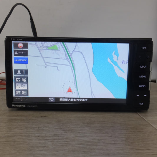 [送料無料] ★パナソニック Panasonic SDカーナビステーション Strada CN-RE06WD(30)★