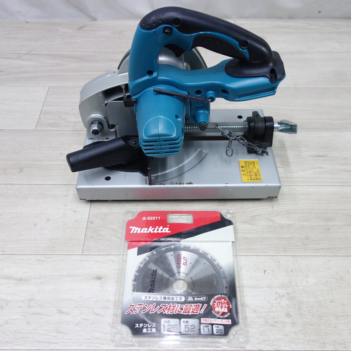 [送料無料] キレイ!付属品付◆マキタ 125mm 充電式 チップソー 切断機 LC540D 電動 工具 14.4V 切断 丸鋸 丸ノコ マルノコ Makita◆