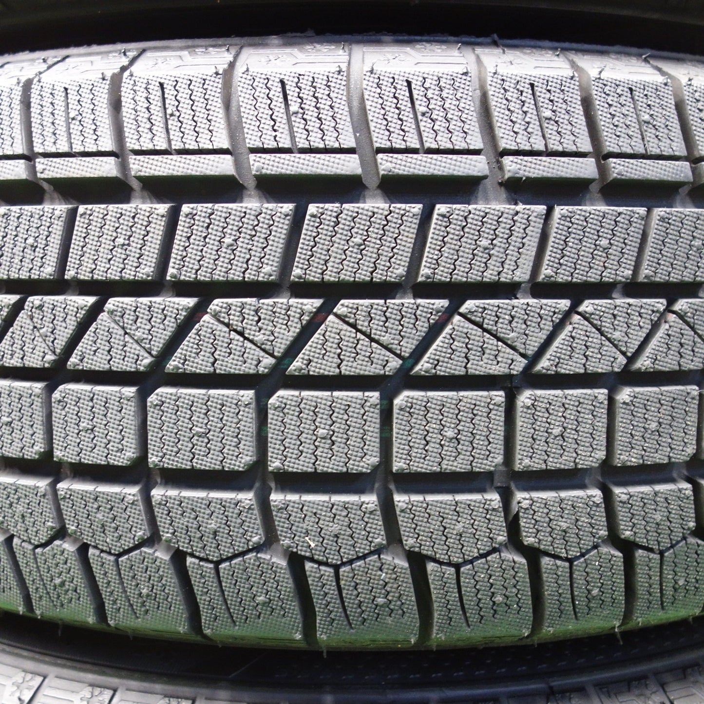 バリ溝！23年！ほぼ10分★スタッドレス 205/60R16 ケンダ KR36 アイステック ネオ WINNERS ウィナーズ 16インチ PCD100 114.3/5H マルチ★5120602KTス