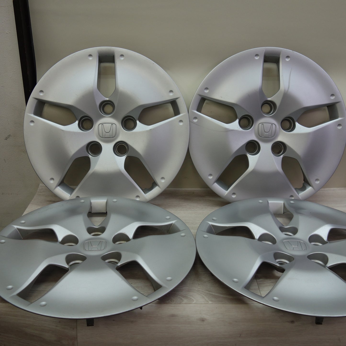 [送料無料] 4枚価格☆ホンダ ステップワゴン 純正 ホイール キャップ カバー 15インチ 44733-SLJ-000☆