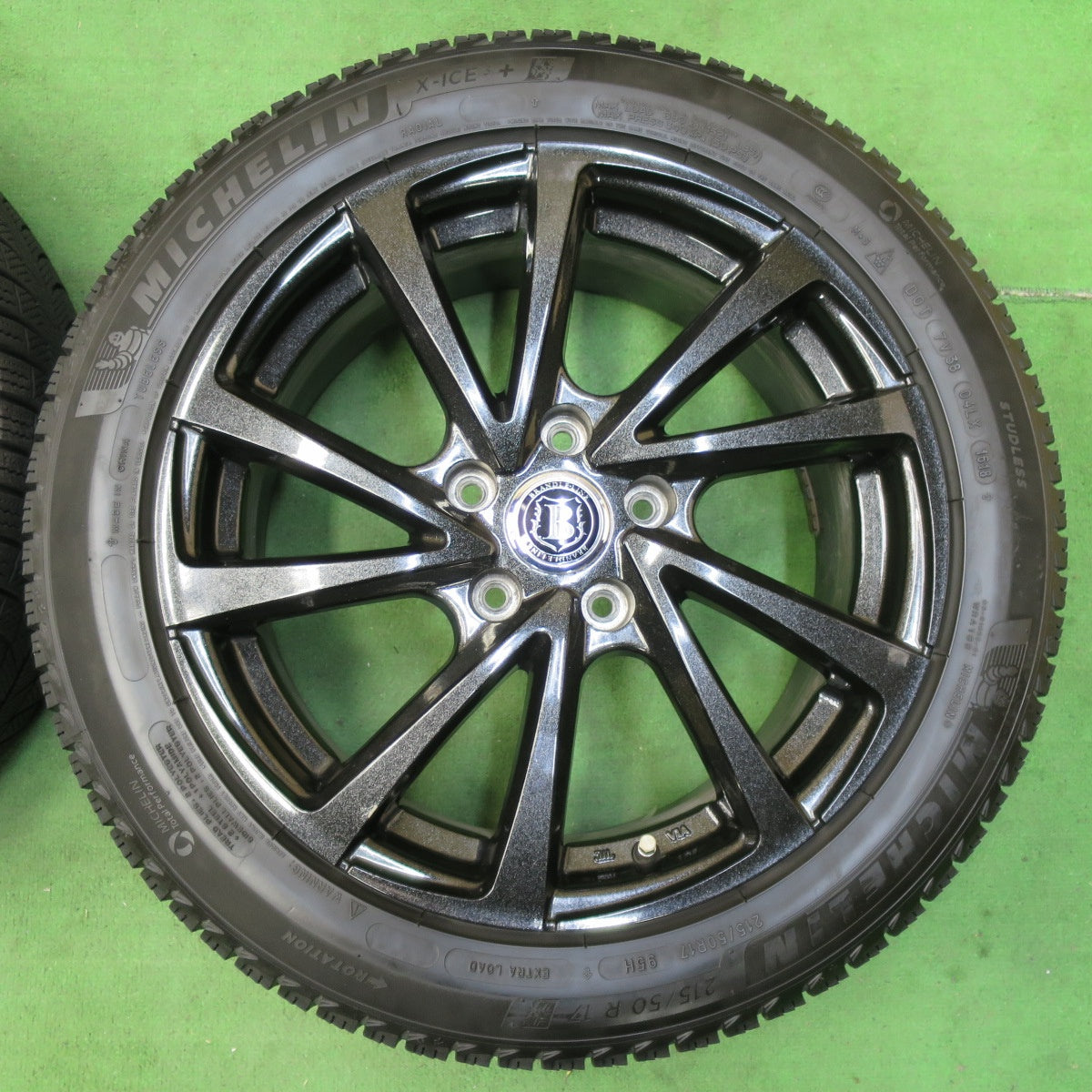 [送料無料] キレイ★スタッドレス 215/50R17 ミシュラン X-ICE3+ BRANDLE-LINE ブランドルライン 17インチ PCD114.3/5H★4110801イス