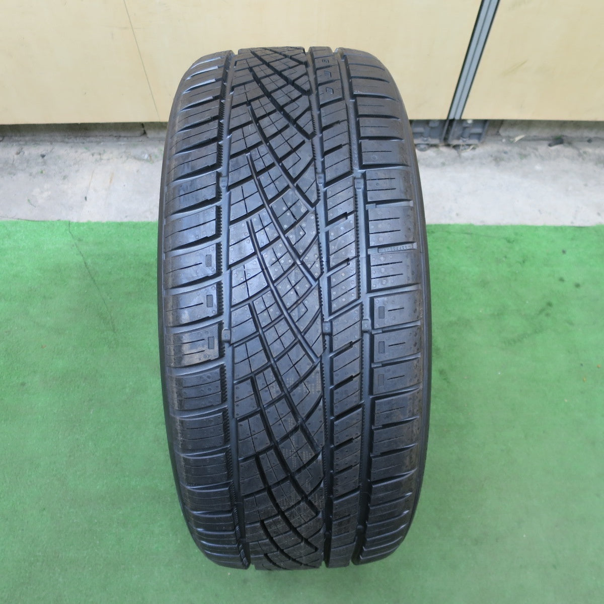 未使用！1本★225/40R18 コンチネンタル エクストリームコンタクト DWS06 プラス タイヤ 18インチ ワーゲン ゴルフ アウディ A3 MINI BMW 1シリーズ 等★6033003ナノタ