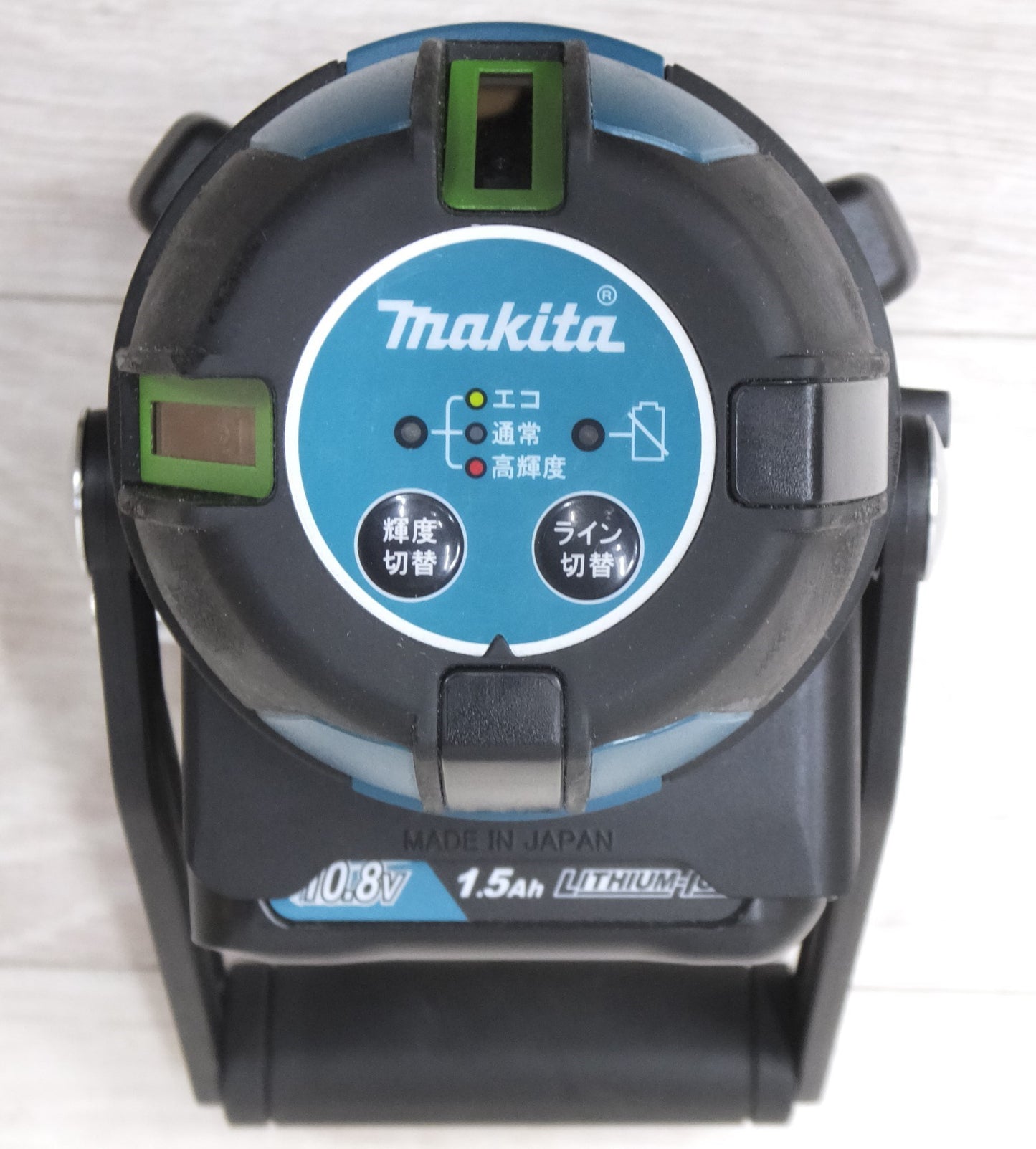[送料無料] キレイ◆makita マキタ 充電式 屋内・野外兼用 墨出し器 SK209GD 10.8V バッテリー 充電器 LDG-3 受光器 三脚付き◆