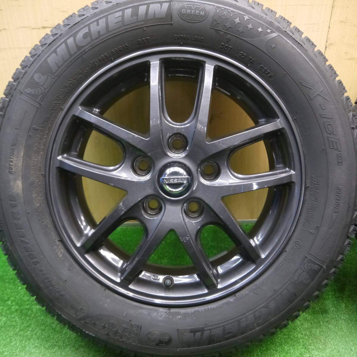 4本価格★日産 C27 セレナ 純正 OP エスティーロ 195/65R15 スタッドレス ミシュラン X-ICE XI3 PCD114.3/5H★5011714Hス