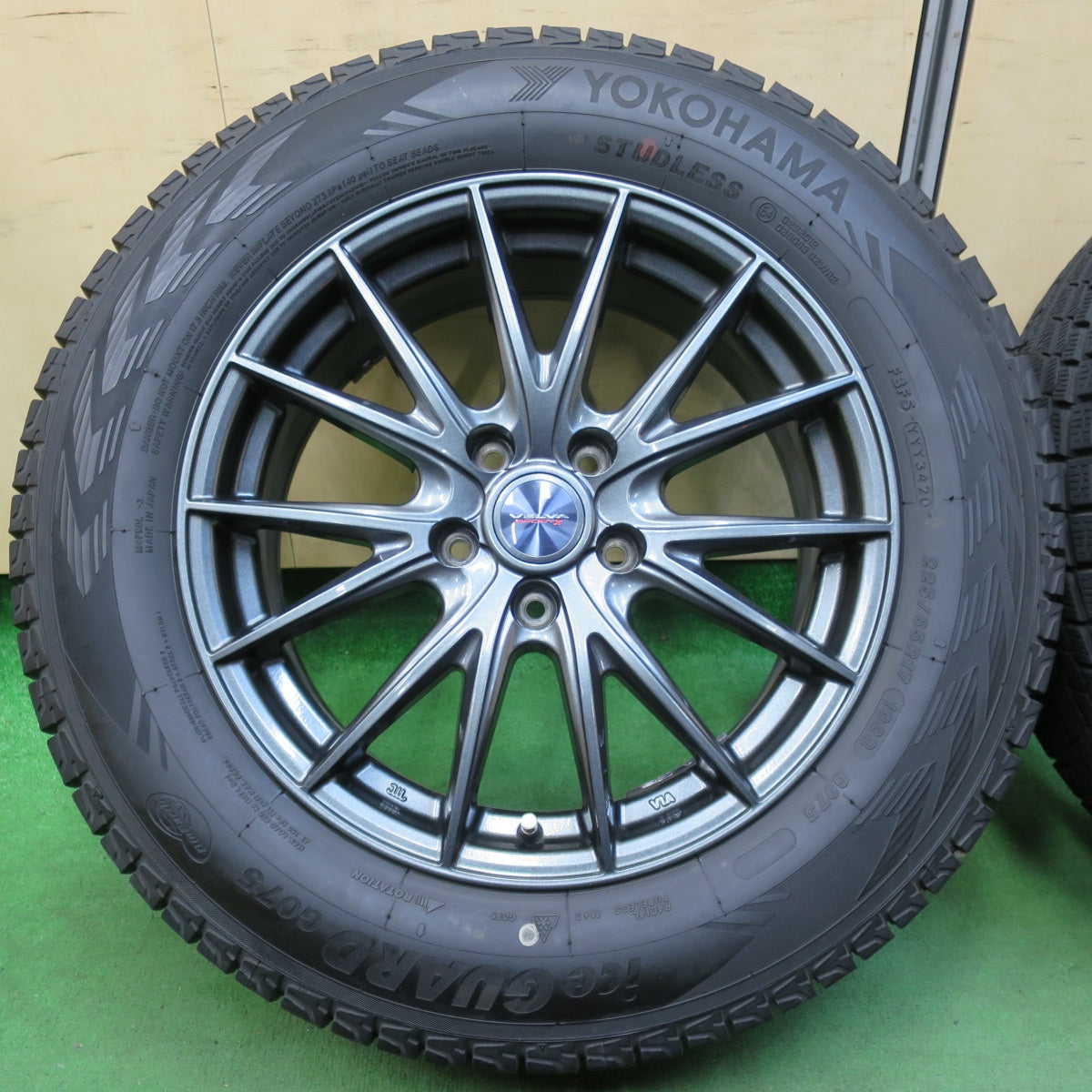 [送料無料] バリ溝！20年！キレイ！9分★スタッドレス 225/65R17 ヨコハマ アイスガード G075 VELVA SPORTZ ヴェルヴァ 17インチ PCD114.3/5H★4120310イス