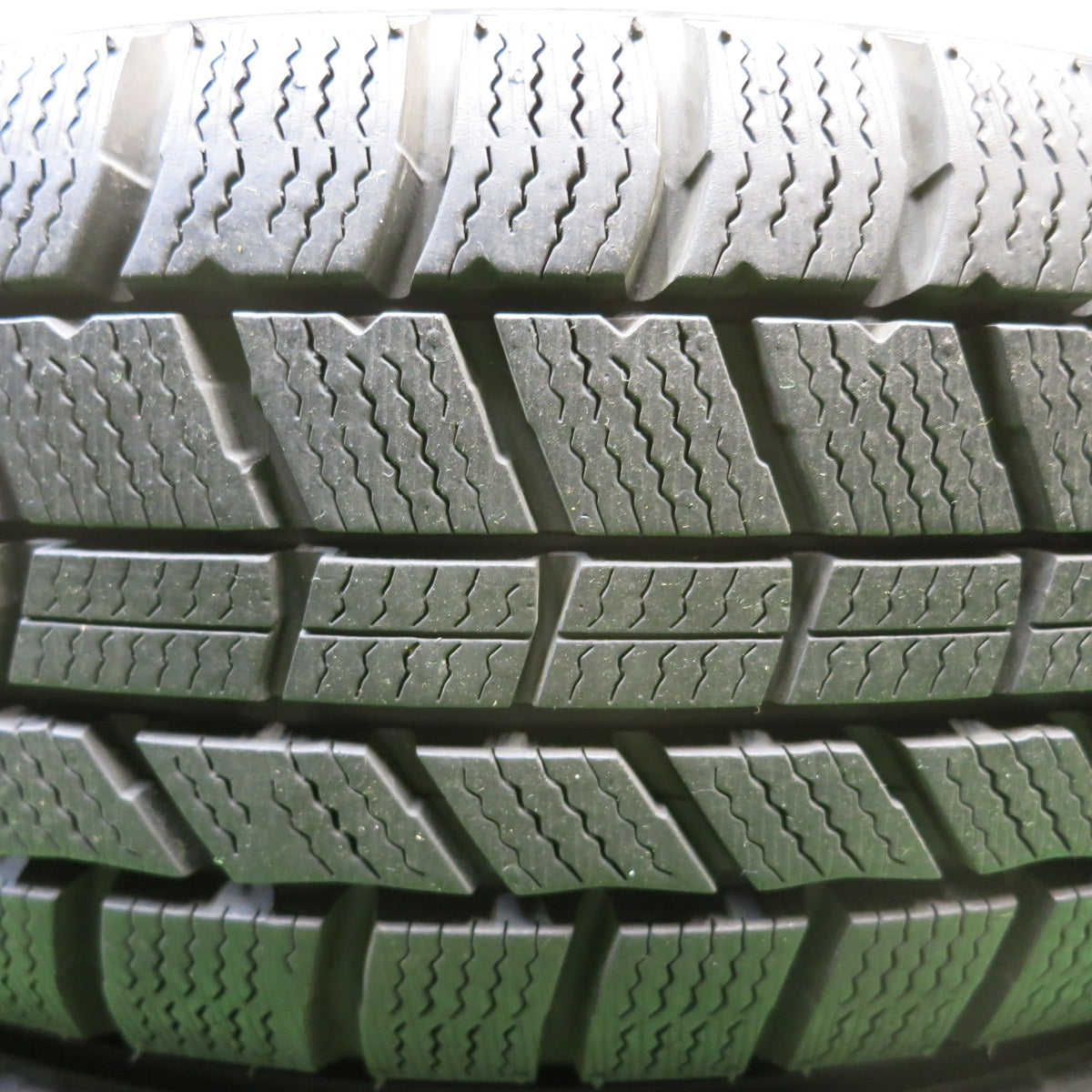 バリ溝！22年！9.5分以上★スタッドレス 155/65R13 オートバックス ノーストレック N5 Exceeder エクシーダー 13インチ PCD100/4H★5122509HAス