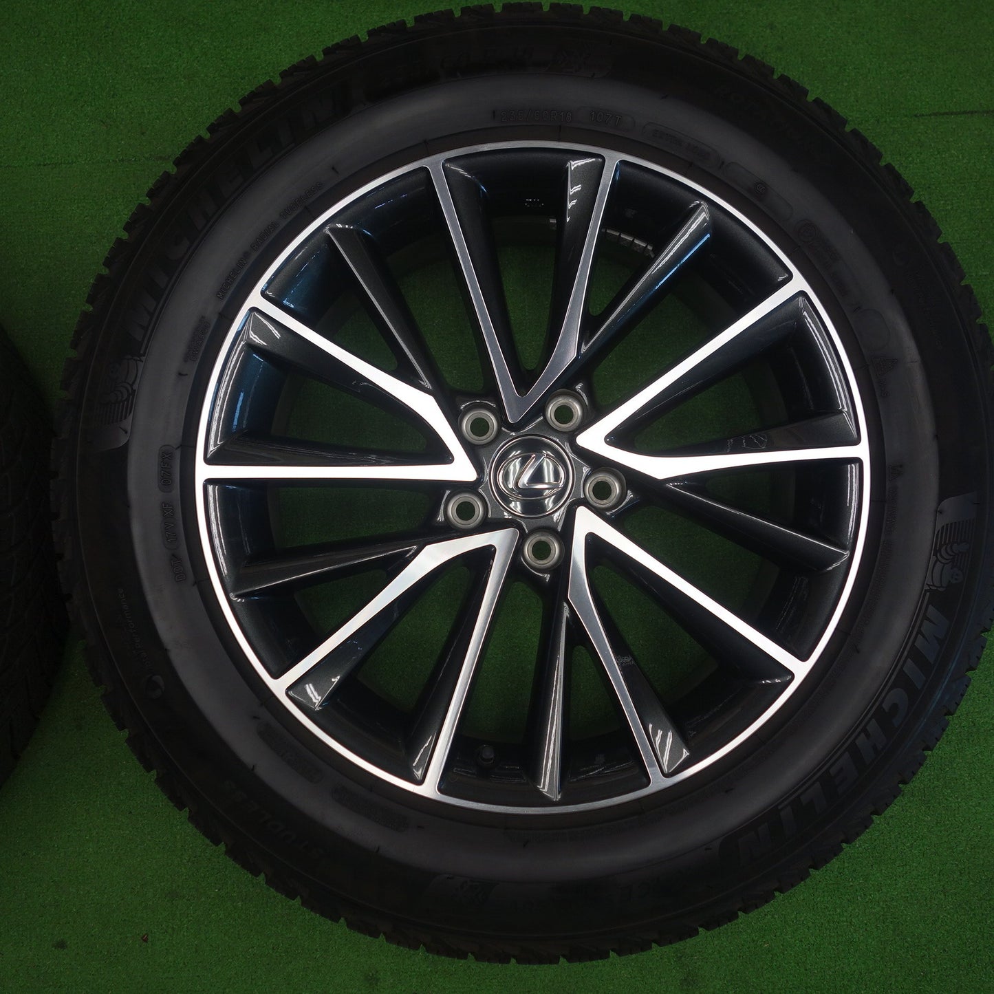 センサー付！バリ溝！23年！キレイ！9分★レクサス NX 純正 235/60R18 スタッドレス ミシュラン X-ICE SNOW SUV 18インチ PCD114.3/5H★6051101KTス