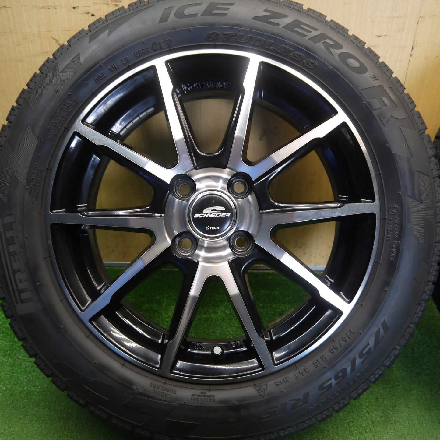 キレイ◎スタッドレス 175/65R15 ピレリ アイスゼロ FR SCHNEIDER ATECH シュナイダー 15インチ PCD100/4H◎6070806Hス