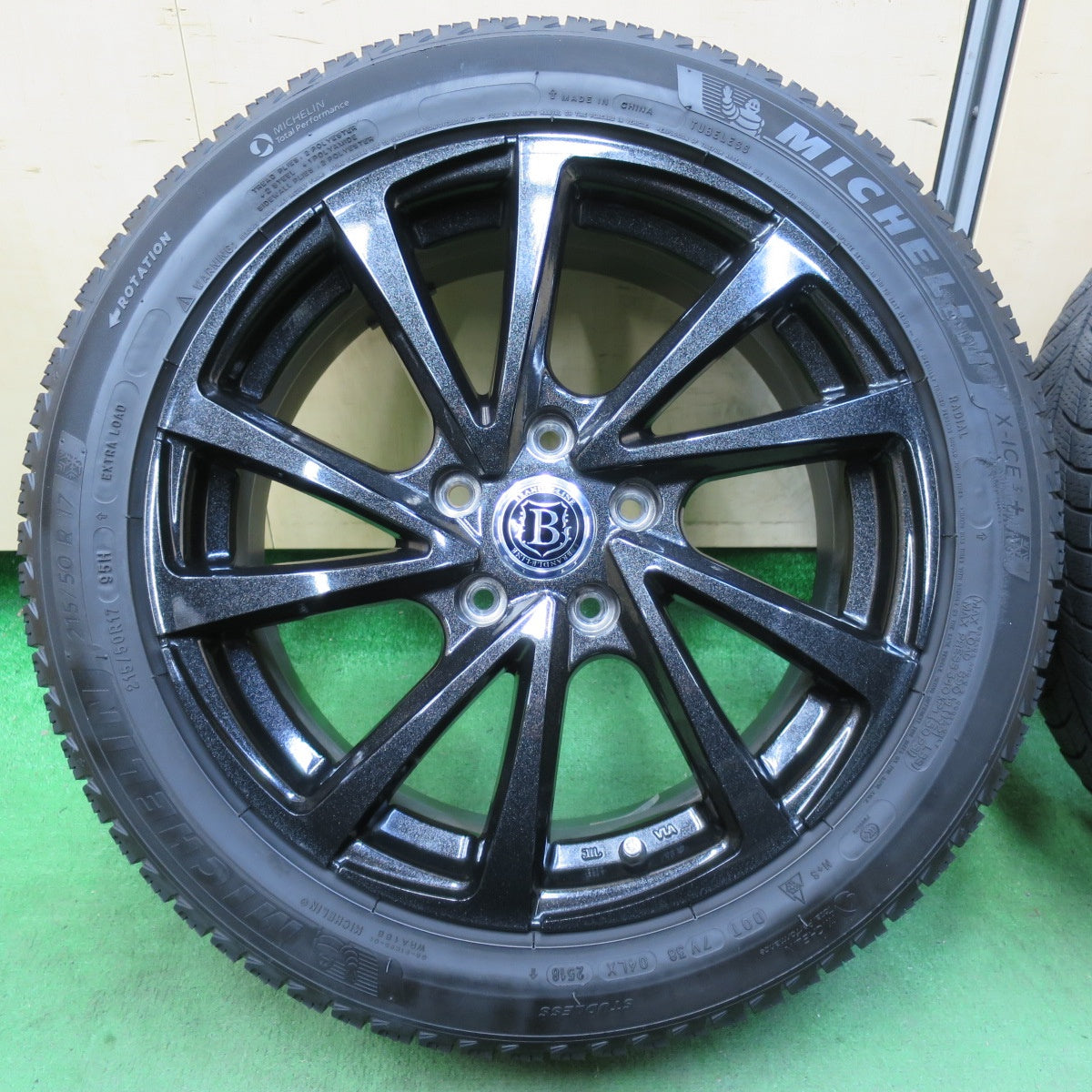 [送料無料] キレイ★スタッドレス 215/50R17 ミシュラン X-ICE3+ BRANDLE-LINE ブランドルライン 17インチ PCD114.3/5H★4110801イス
