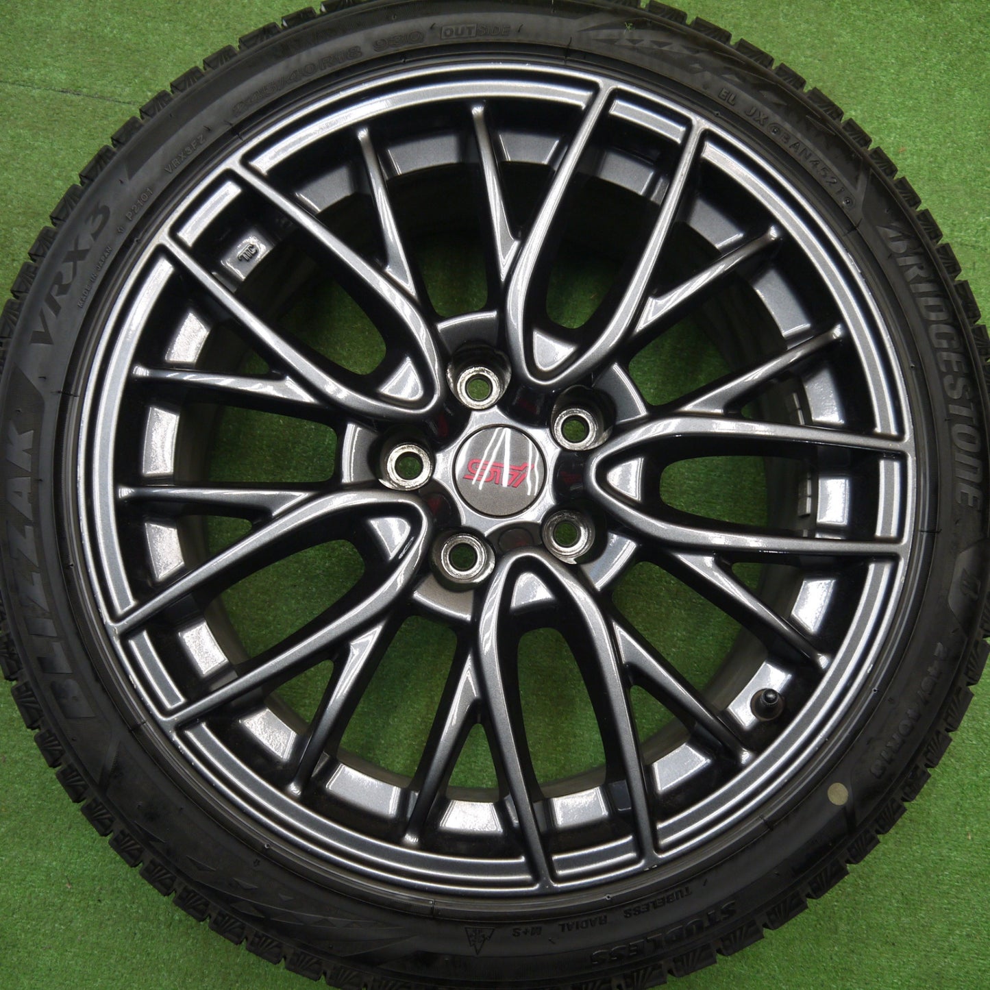 バリ溝！9分★スバル WRX STi VAB 純正 245/40R18 スタッドレス ブリヂストン ブリザック VRX3 18インチ PCD114.3/5H★5120509Hス