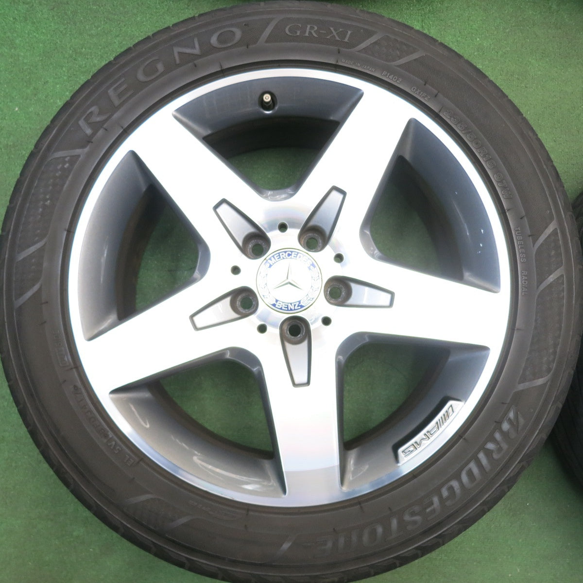 4本価格★ベンツ GLAクラス X156 純正 AMG 235/50R18 ブリヂストン レグノ GR-XI 18インチ PCD112/5H★6022301HAノ