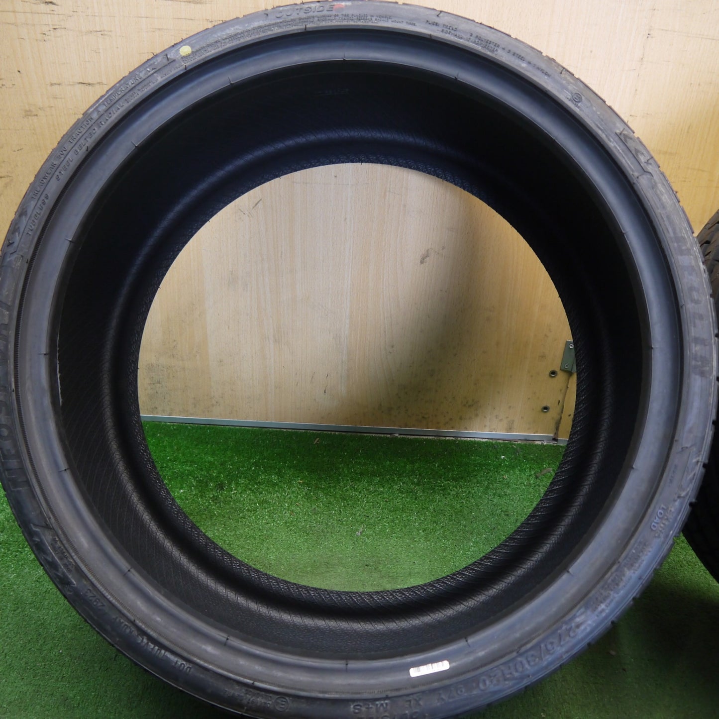 未使用！23年★275/30R20 ネオリン ネオスポーツ NEOLIN NEOSPORT 20インチ タイヤ ベンツ BMW 等★6061708Hノタ