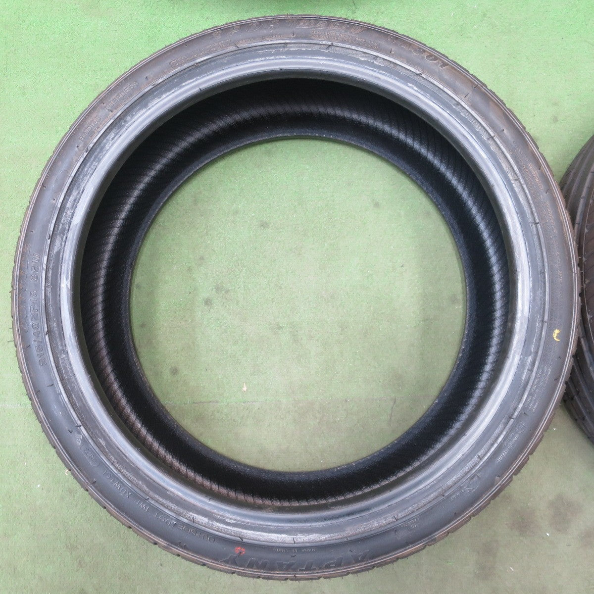 未使用！23年★215/40R18 アプタニー SPORT macro RA301 APTANY タイヤ 18インチ プリウス 86 BRZ 等★6051602NGノタ