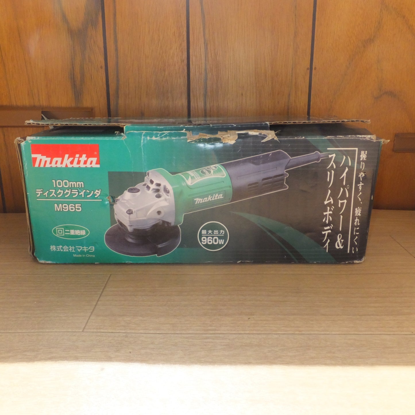 [送料無料] キレイ★マキタ makita 100mm ディスクグラインダ M965　100V～ 7.4A 50-60Hz 720W★
