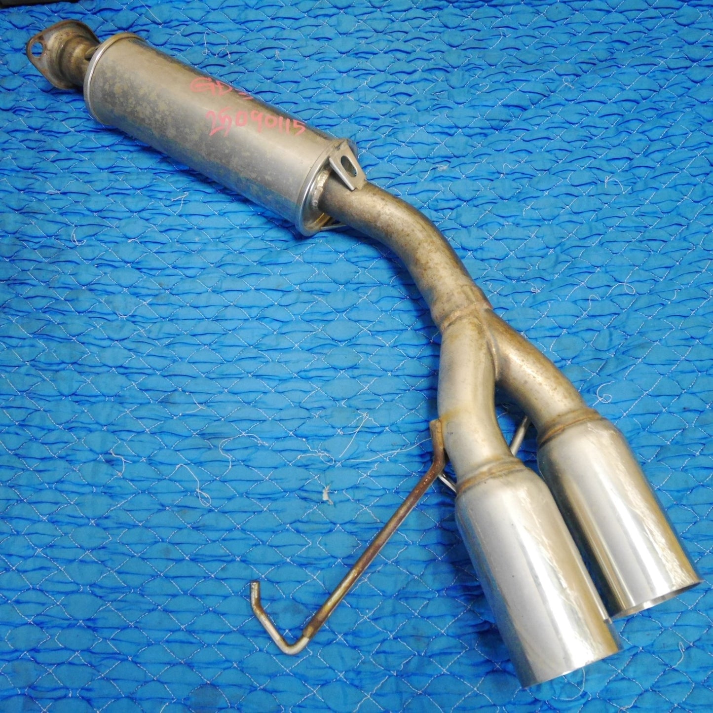 [送料無料] ☆ホンダ GD3 フィット 1.3Lモデル 全グレード 4WD除く 社外 マフラー 排気 カー パーツ メーカー 不明☆