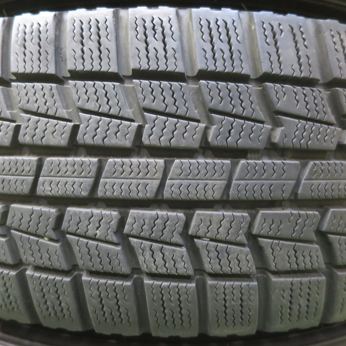 バリ溝！9分◎ホンダ RK ステップワゴン スパーダ 純正 205/60R16 スタッドレス オートバックス ノーストレック N3i 16インチ PCD114.3/5H◎6072604イス