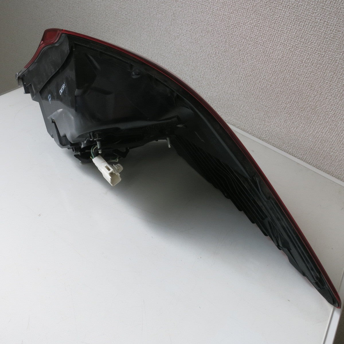 [送料無料] キレイ◆トヨタ クラウン マジェスタ 純正 テール ライト ランプ 左側 STANLEY 30-404 W0181◆