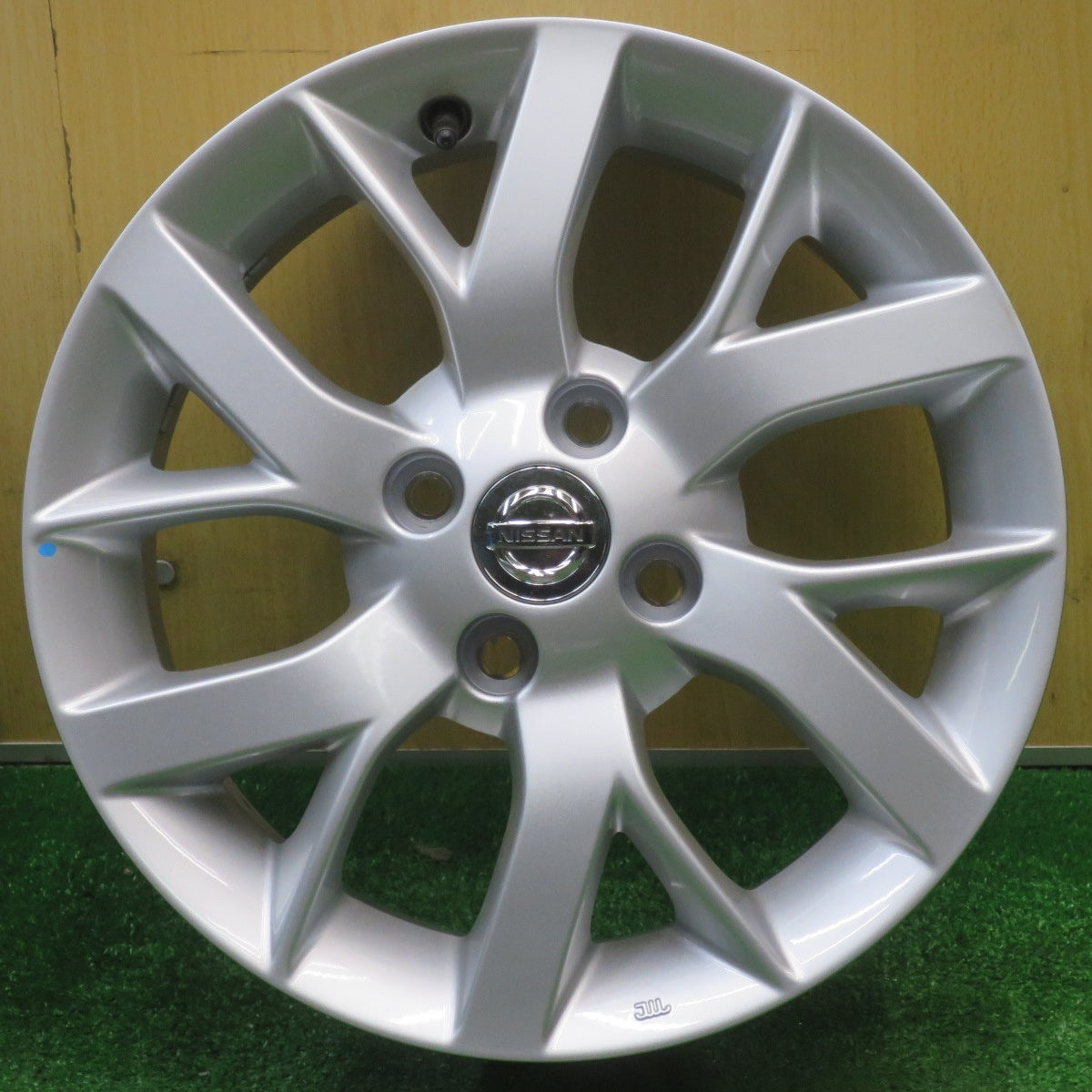 新車外し★日産 E12 ノート 純正 ホイール 15インチ 15×5.5J PCD100/4H★5111602NJホ