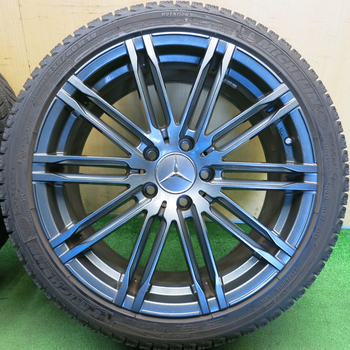 4本価格◎ベンツ 等 235/40R18 スタッドレス ミシュラン X-ICE XI3 社外 アルミ 18インチ PCD112/5H◎6081405HAス
