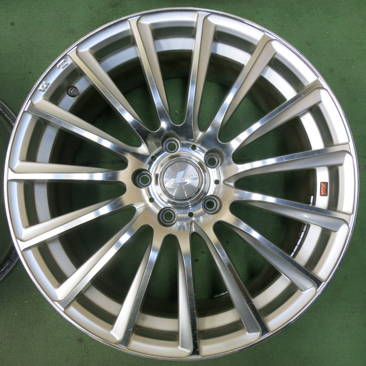 4本価格★LEONIS FW weds 18インチ ホイール 18×8J レオニス ウェッズ PCD114.3/5H★5071102SYホ