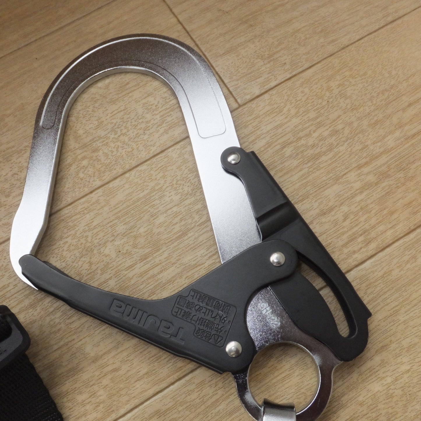 [送料無料] ★タジマ Tajima 墜落制止器具 フルハーネス型 胴ベルト型 兼用 第一種(4kN)　使用可能質量 100kg　Fサイズ★