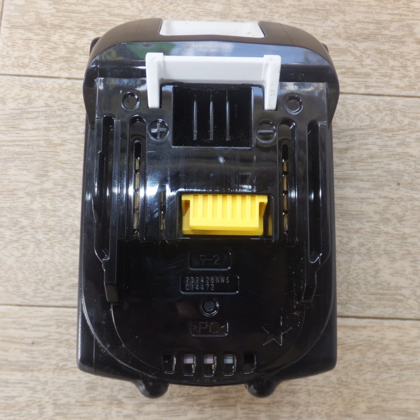 [送料無料] 美品★マキタ makita バッテリ BL1860B　DC18V 6.0Ah 108Wh Li-ion20　雪マーク(3)★
