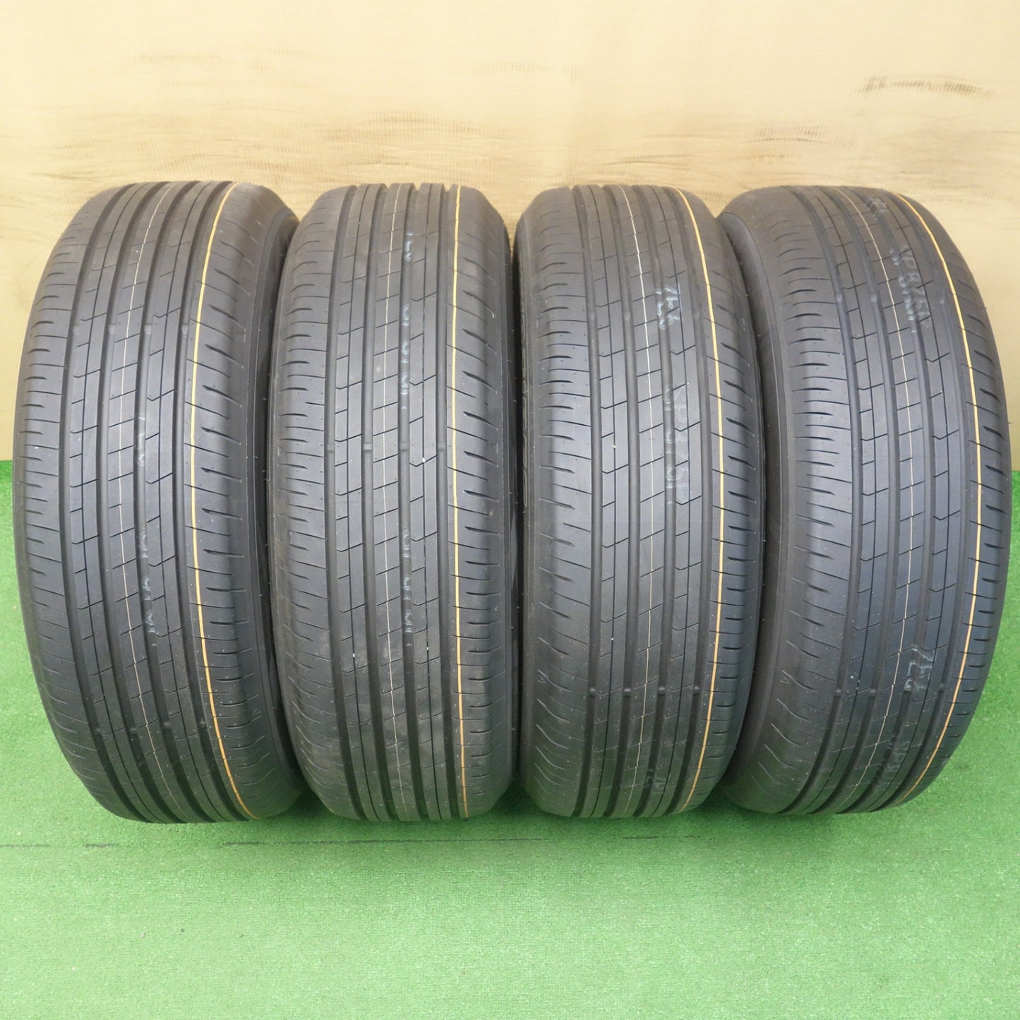 新車外し！25年★225/60R18 トーヨー プロクセス Comfort コンフォート 18インチ タイヤ 40系 アルファード ヴェルファイア ハリアー RAV4 等★6060503KTノタ