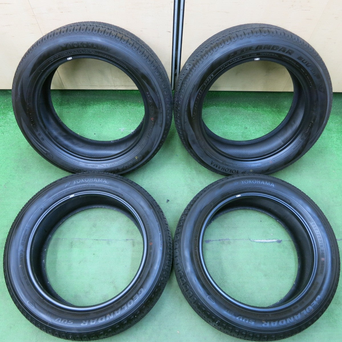 [送料無料] 新車外し！24年★225/55R18 ヨコハマ ジオランダー SUV G055 タイヤ 18インチ デリカ D:5 アウトランダー 等★4123001イノタ