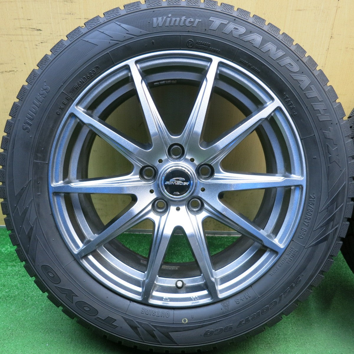 バリ溝！23年！9.5分◎スタッドレス 215/60R17 トーヨー ウインター トランパス TX SCHNEIDER MiD シュナイダー 17インチ PCD114.3/5H◎6100801HAス