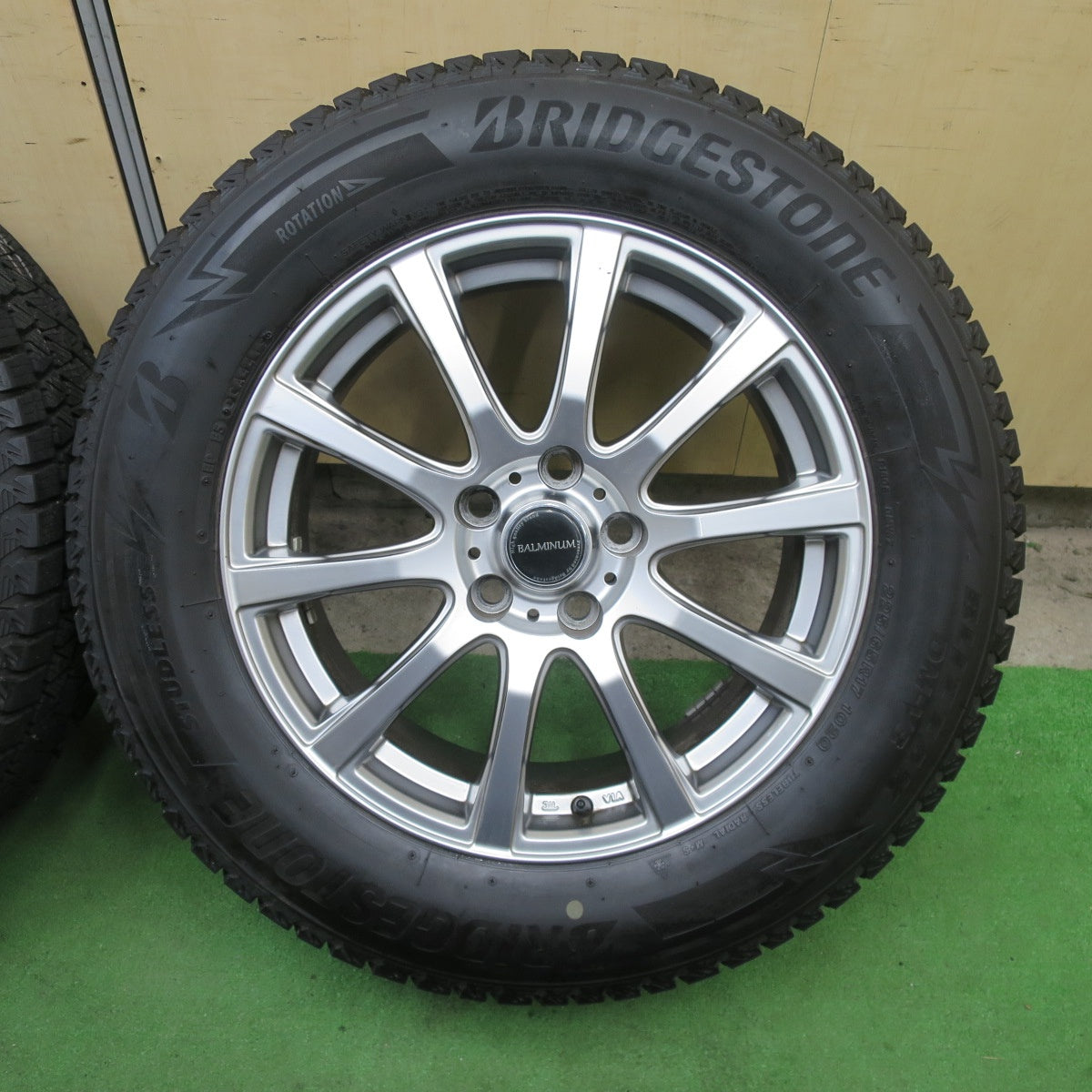 バリ溝！8.5分★スタッドレス 225/65R17 ブリヂストン ブリザック DM-V3 BALMINUM バルミナ 17インチ PCD114.3/5H★6022301TTス
