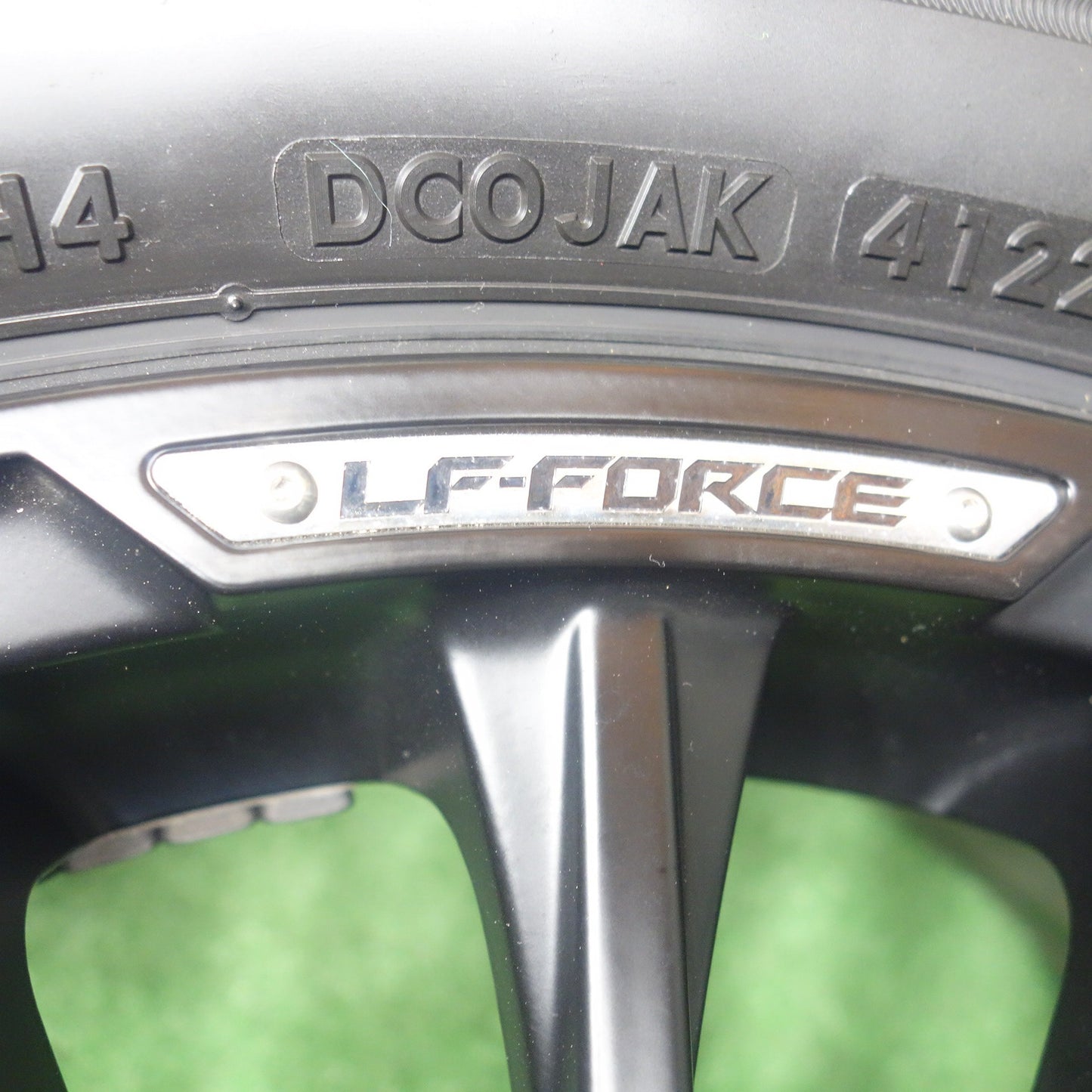 バリ溝！22年！キレイ！ほぼ10分★Lehrmeister LF-FORCE 235/60R18 スタッドレス ブリヂストン ブリザック VRX3 レアマイスター 18インチ PCD114.3/5H★6021801KTス