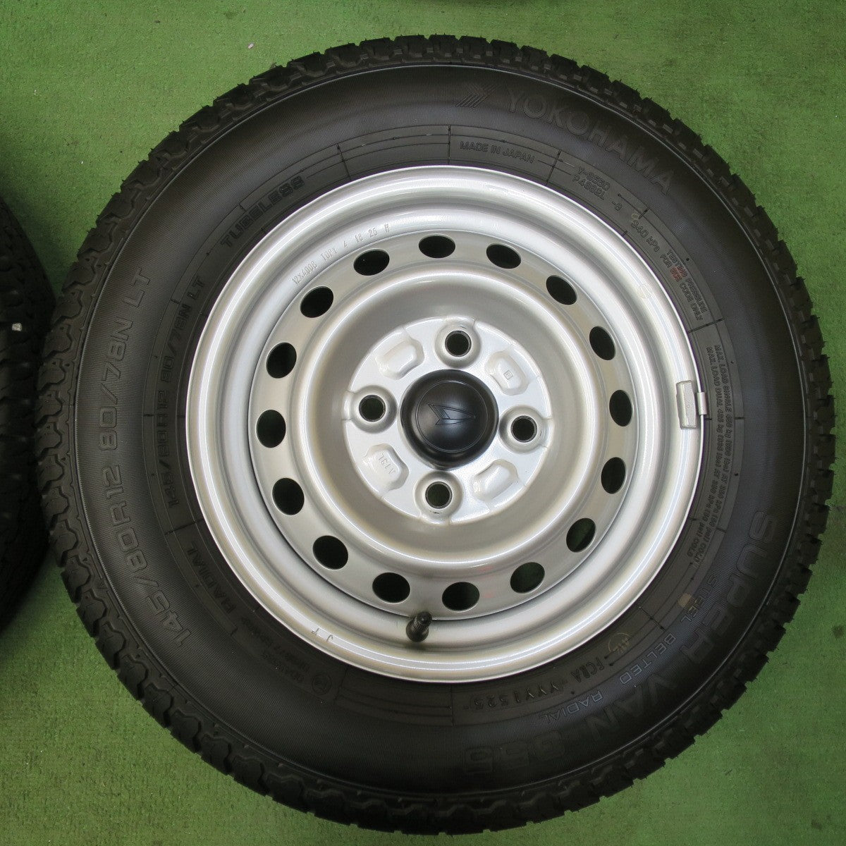 バリ溝！25年！キレイ！9.5分以上★ダイハツ ハイゼット アトレー 等 純正 スチール 145/80R12 80/78N ヨコハマ SUPER VAN 355 12インチ PCD100/4H★5120516イノ