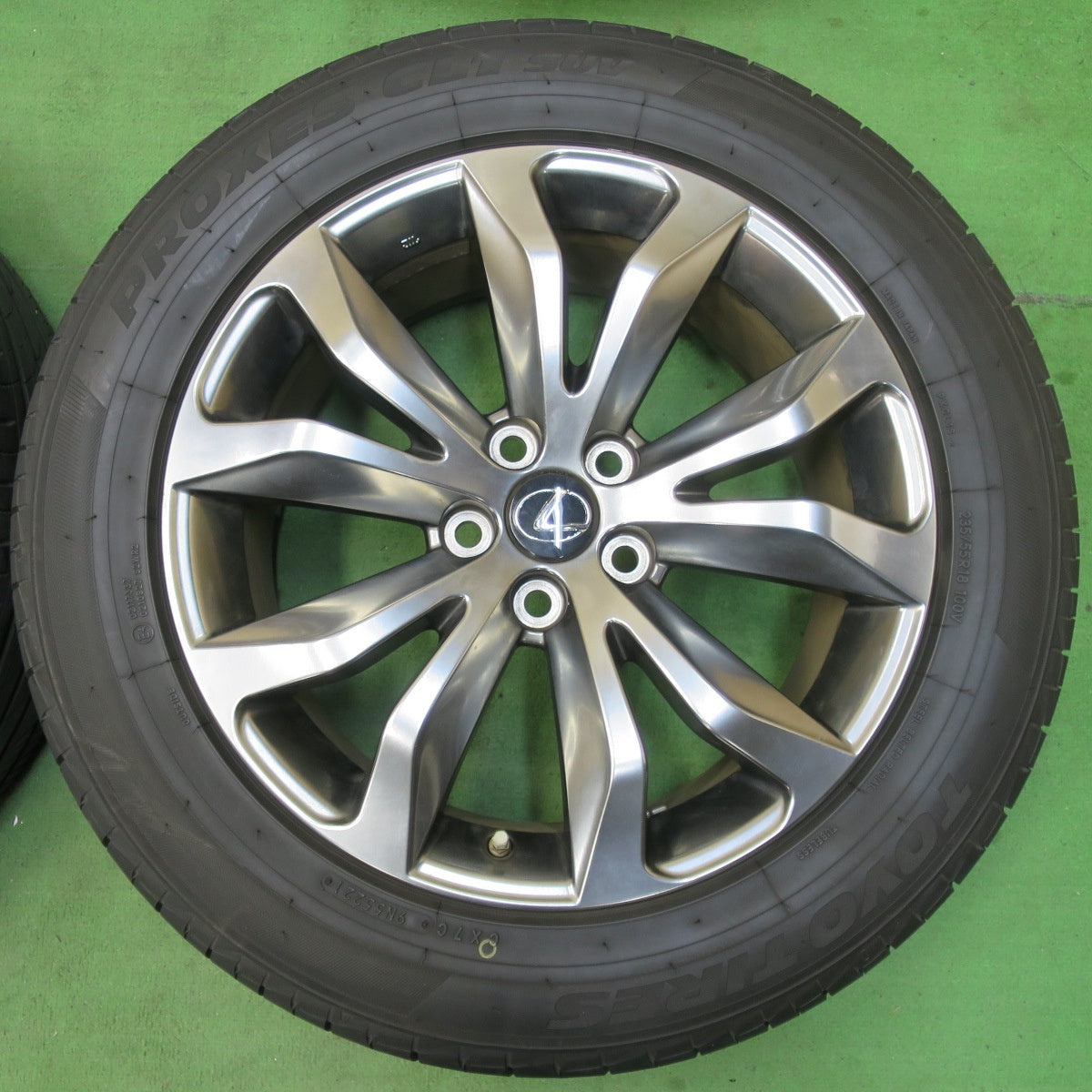[送料無料] センサー付！バリ溝！21年！9.5分★レクサス NX Fスポーツ 純正 235/55R18 トーヨー プロクセス CL1 SUV 18インチ PCD114.3/5H★5031401イノ