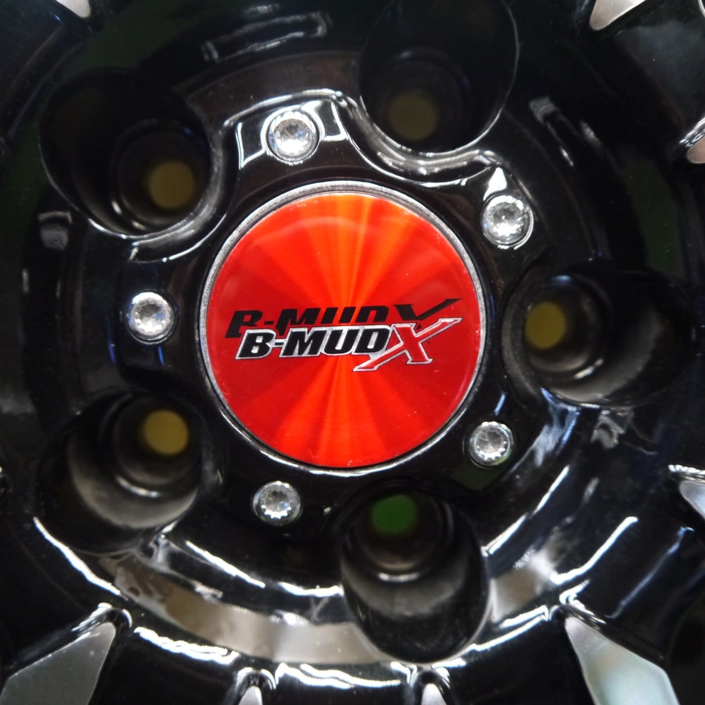 ほぼ未使用！キレイ★スタッドレス 225/60R17 グリップマックス GRIP ICE X SUV ホワイトレター B-MUD X 17インチ PCD114.3/5H★6031710Hス