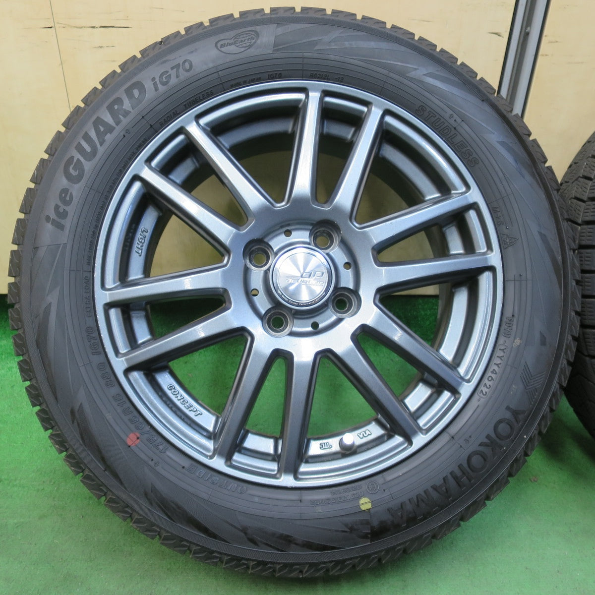 バリ溝！22年！キレイ！9.5分以上★スタッドレス 175/65R15 ヨコハマ アイスガード iG70 dP devotion デボーション 共豊 15インチ PCD100/4H★5042109イス