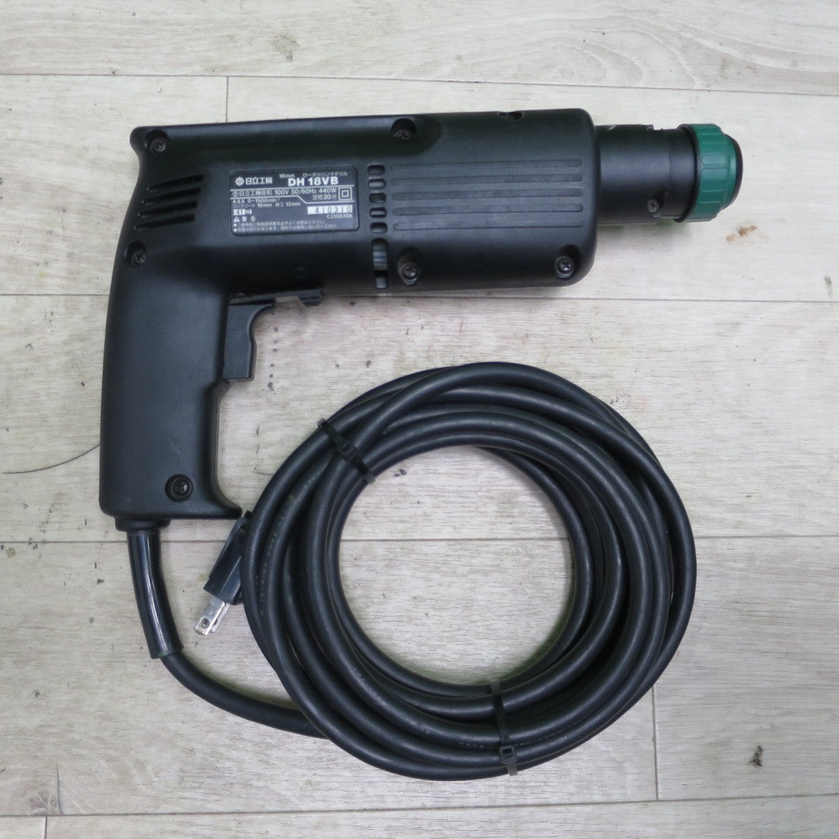 [送料無料] キレイ☆日立工機 18mm ロータリ ハンマ ドリル 100V DH18VB ハンマードリル 電動 工具☆