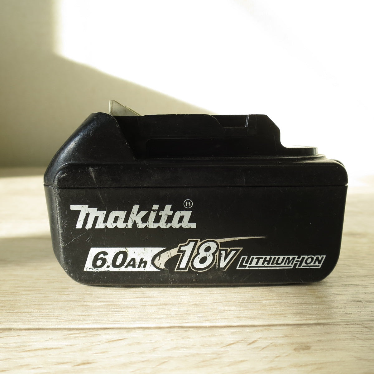 [送料無料] ◇マキタ 純正 リチウム イオン バッテリー BL1860B 18V 6.0Ah makita Li-ion 電動 工具◇