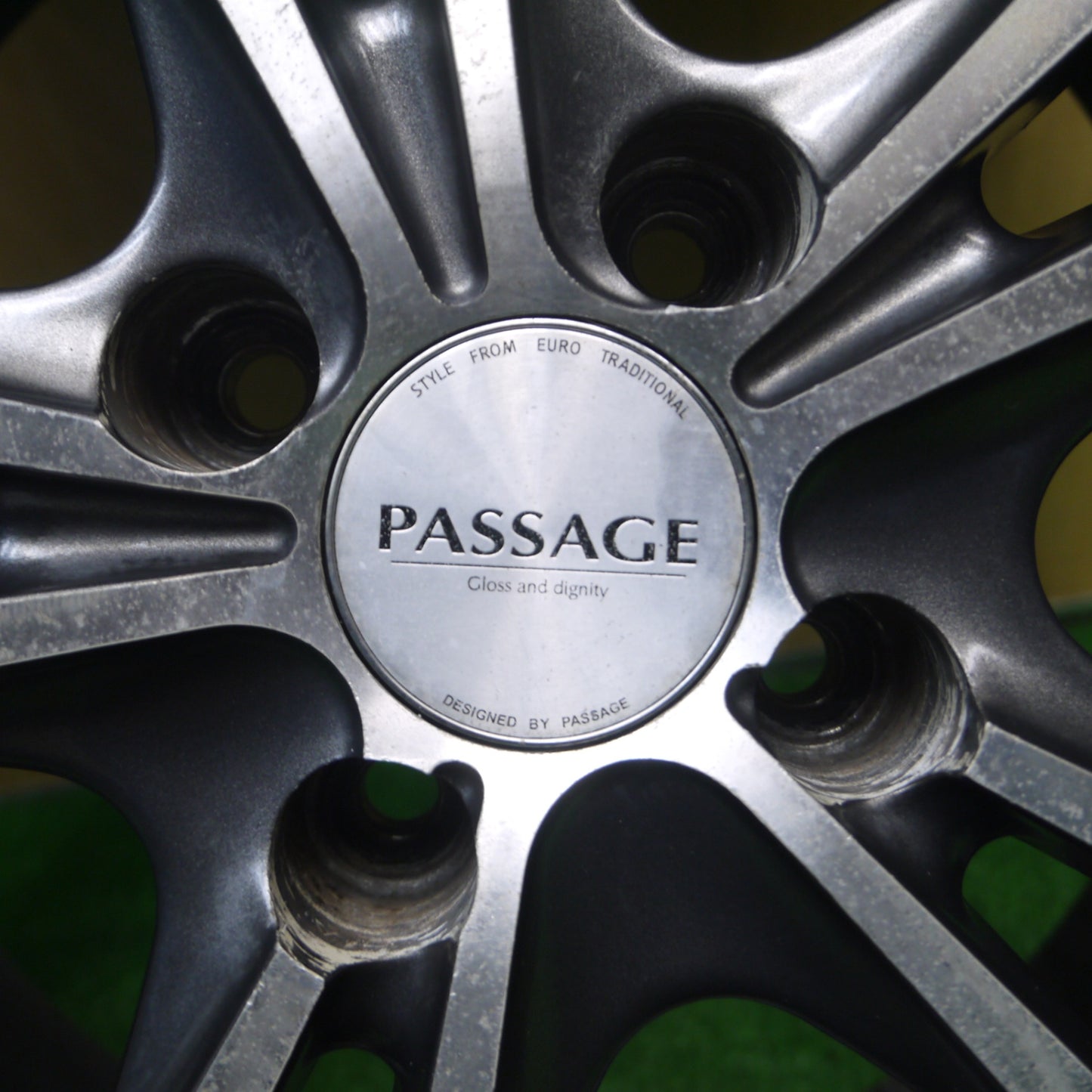 [送料無料] バリ溝！21年！9.5分以上★スタッドレス 185/60R15 ダンロップ ウインターマックス WM02 PASSAGE パサージュ 15インチ PCD100/4H★4121603Hス