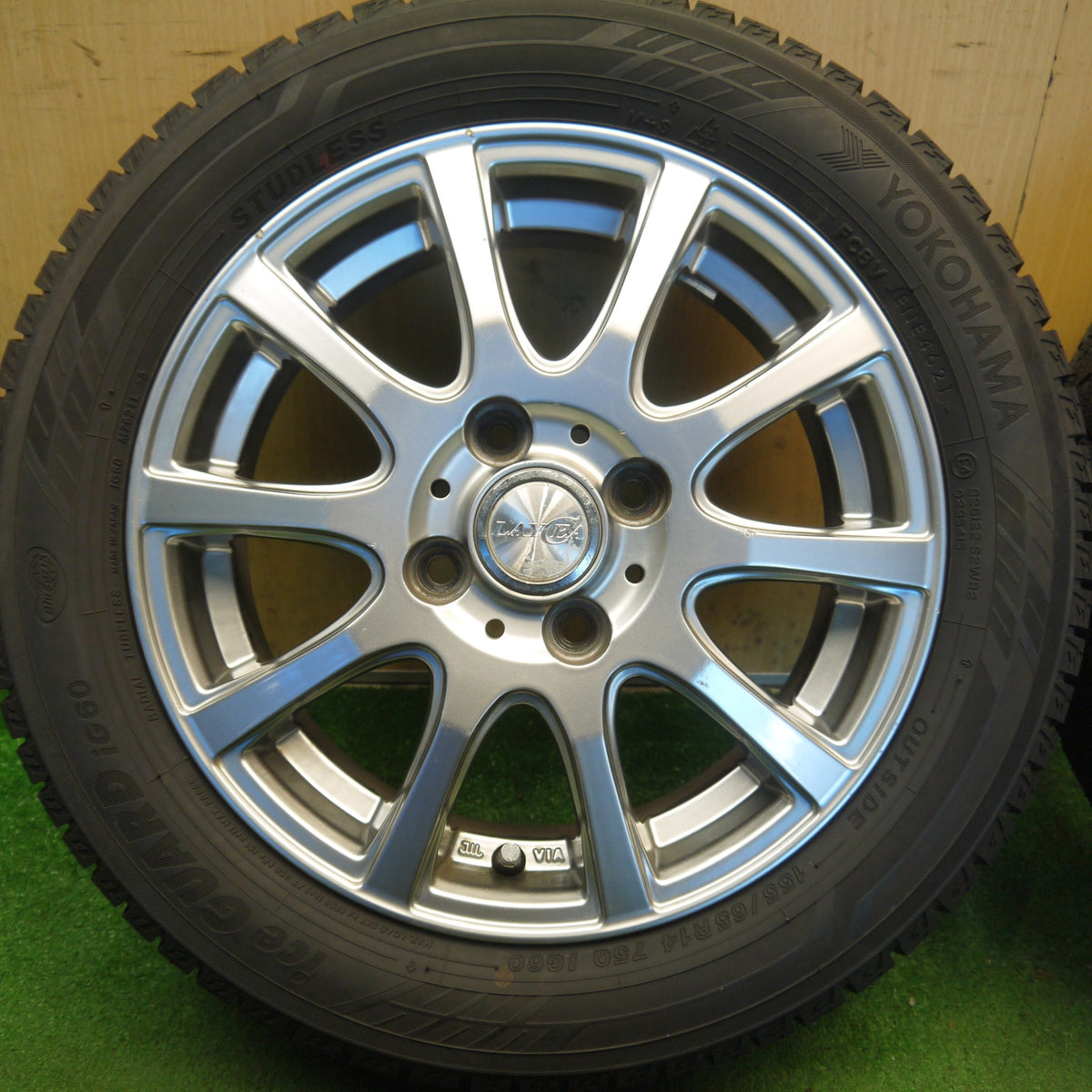 バリ溝！ほぼ10分◎スタッドレス 155/65R14 ヨコハマ アイスガード iG60 LAYCEA レイシア 14インチ PCD100/4H◎6090201Hス