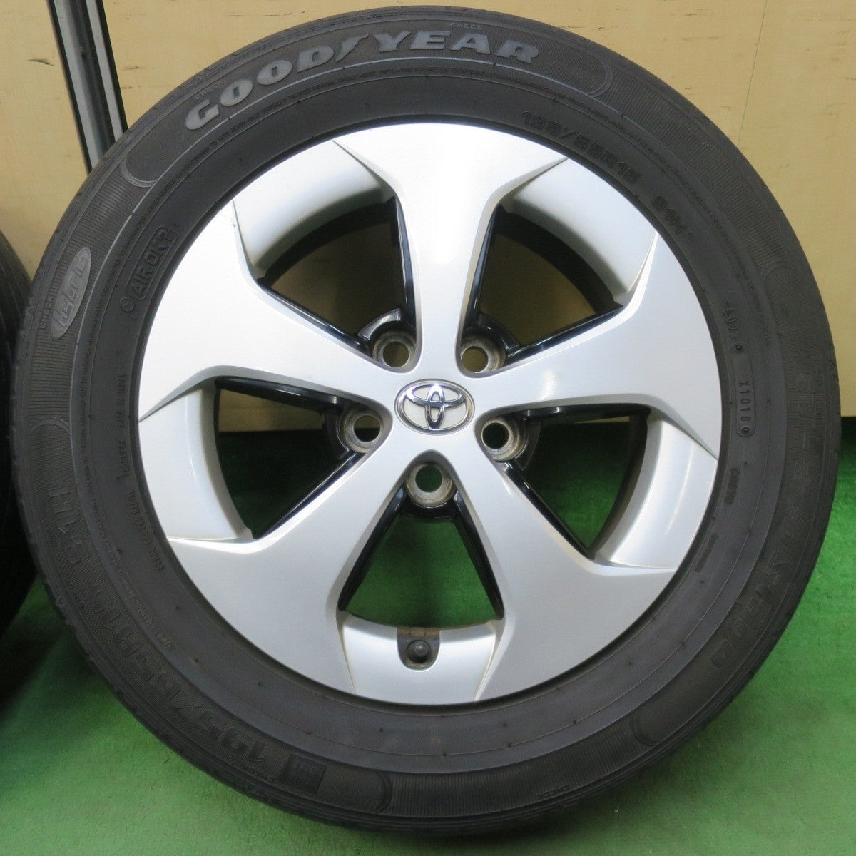 4本価格★トヨタ 30系 プリウス 純正 195/65R15 グッドイヤー GT-Eco Stage 15インチ PCD100/5H★5033109イノ