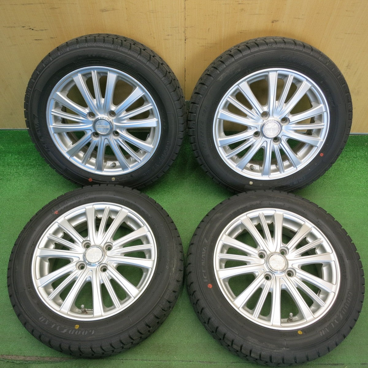 バリ溝！24年！9.5分以上★スタッドレス 155/65R14 グッドイヤー アイスナビ7 SPORT VENAD 社外 アルミ 14インチ PCD100/4H★6041902HAス